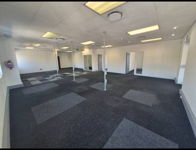 203M² OFFICE TO LET IN RIVONIA